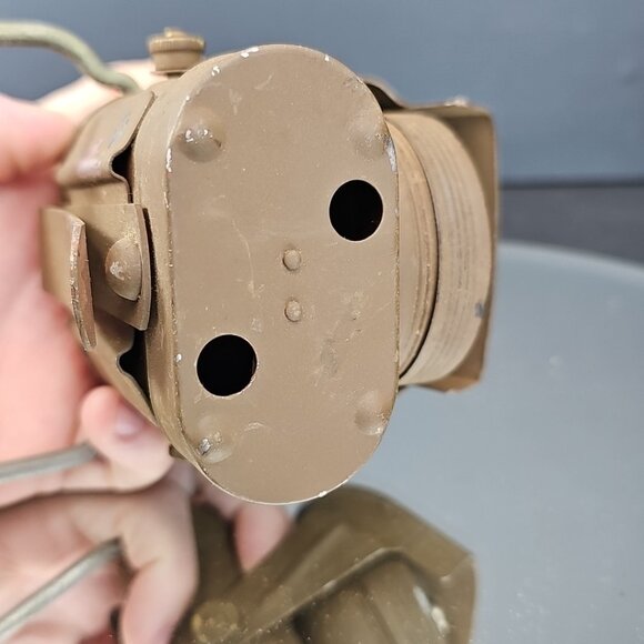 WWII Lamps Electric Co No 1 Black Out Flashlight Lantern Untested London UK - Picture 6 of 13